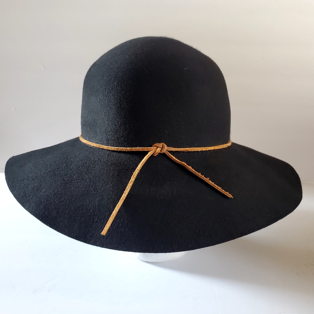 Phenix Elegant Black Wide-Brim Hat with Tan Accent